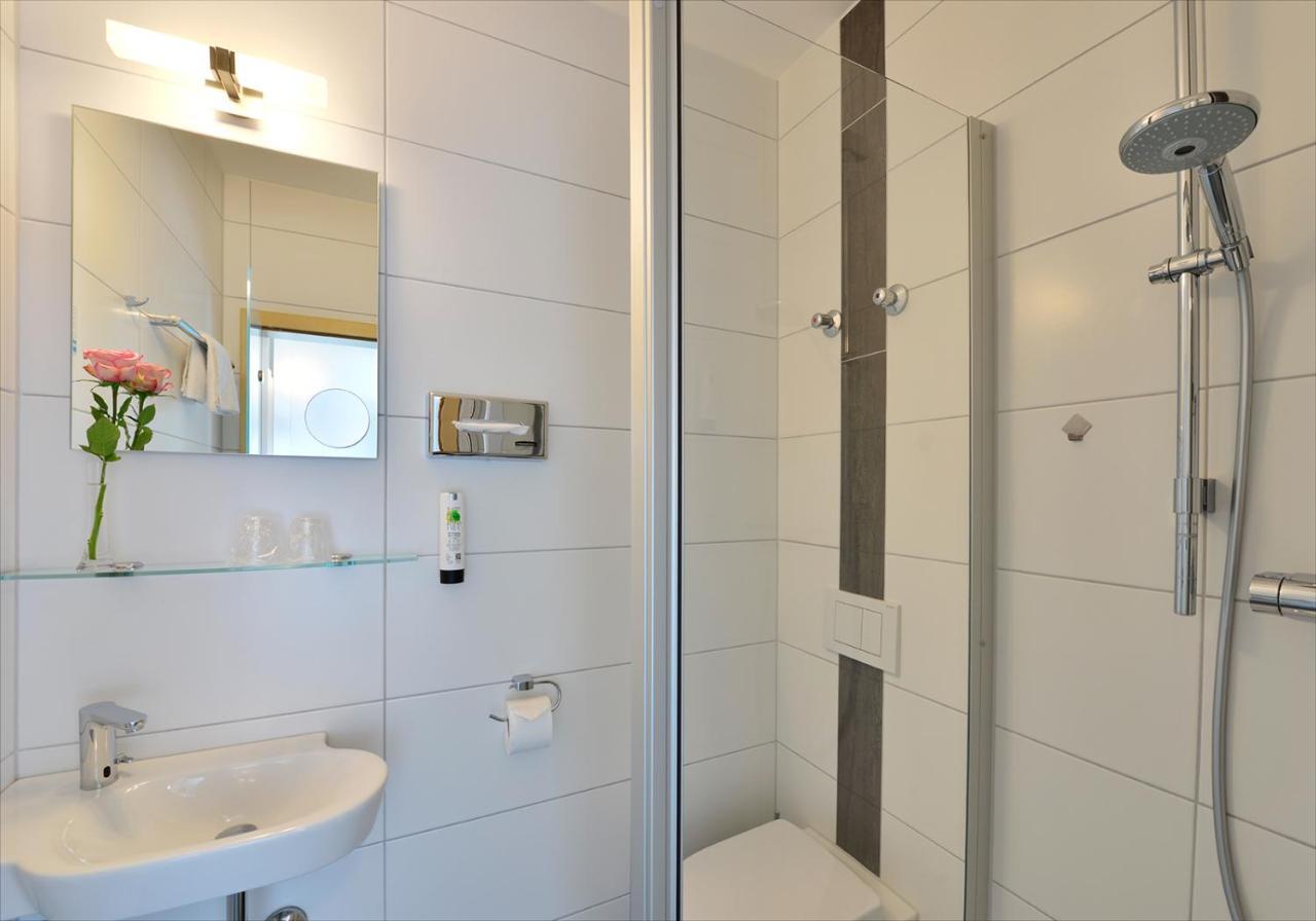 Hotel Sonnenhof פליינפילד מראה חיצוני תמונה