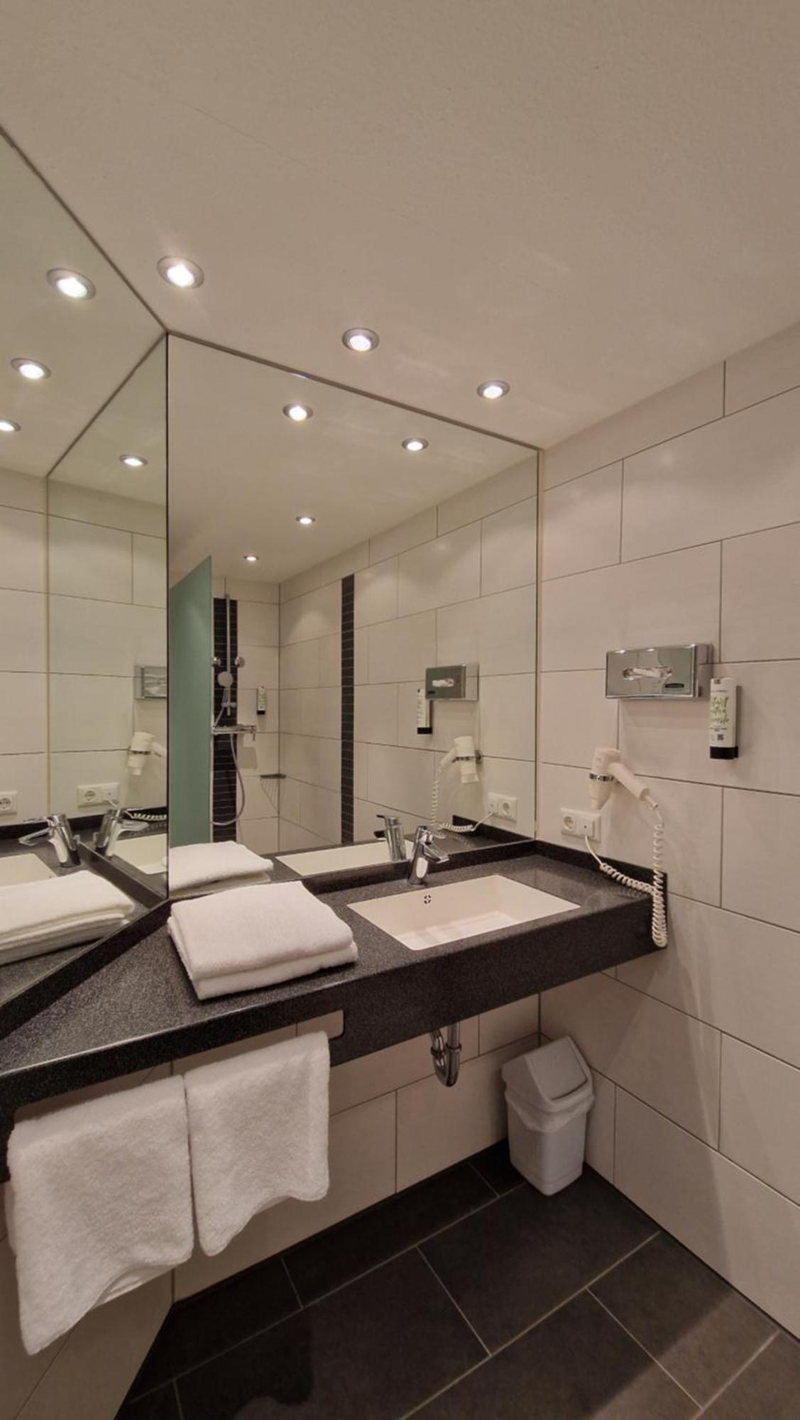 Hotel Sonnenhof פליינפילד מראה חיצוני תמונה